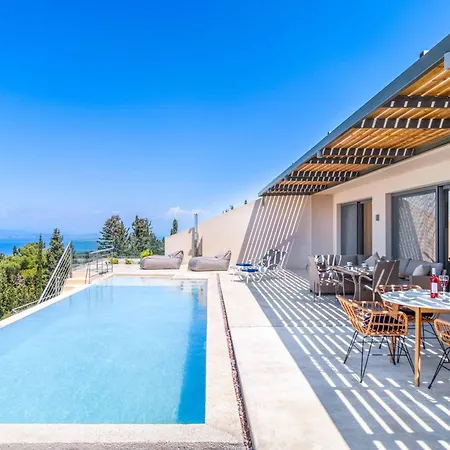 Andromeda Sunset Villa Tsoukaladhes