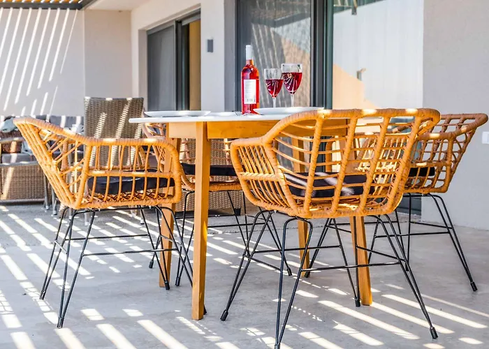 Andromeda Sunset Vilă *